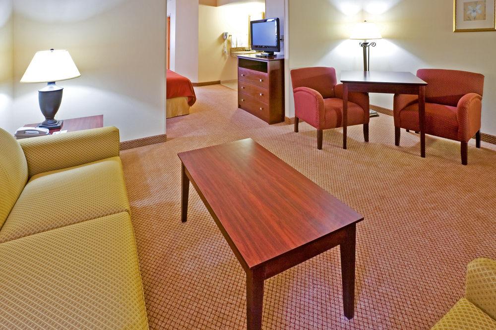 Holiday Inn Express & Suites Irving Conv Ctr - Las Colinas By Ihg Luaran gambar