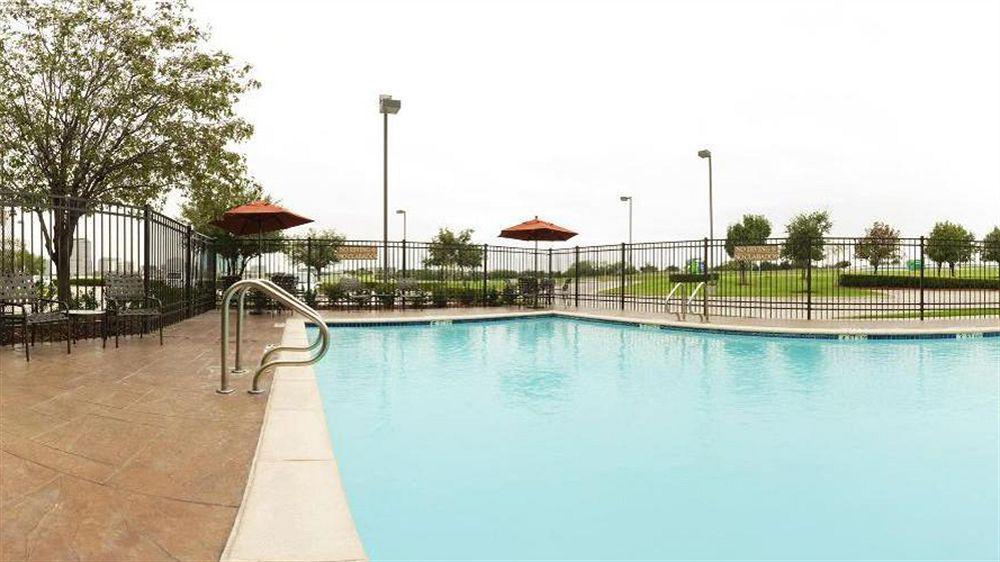 Holiday Inn Express & Suites Irving Conv Ctr - Las Colinas By Ihg Luaran gambar