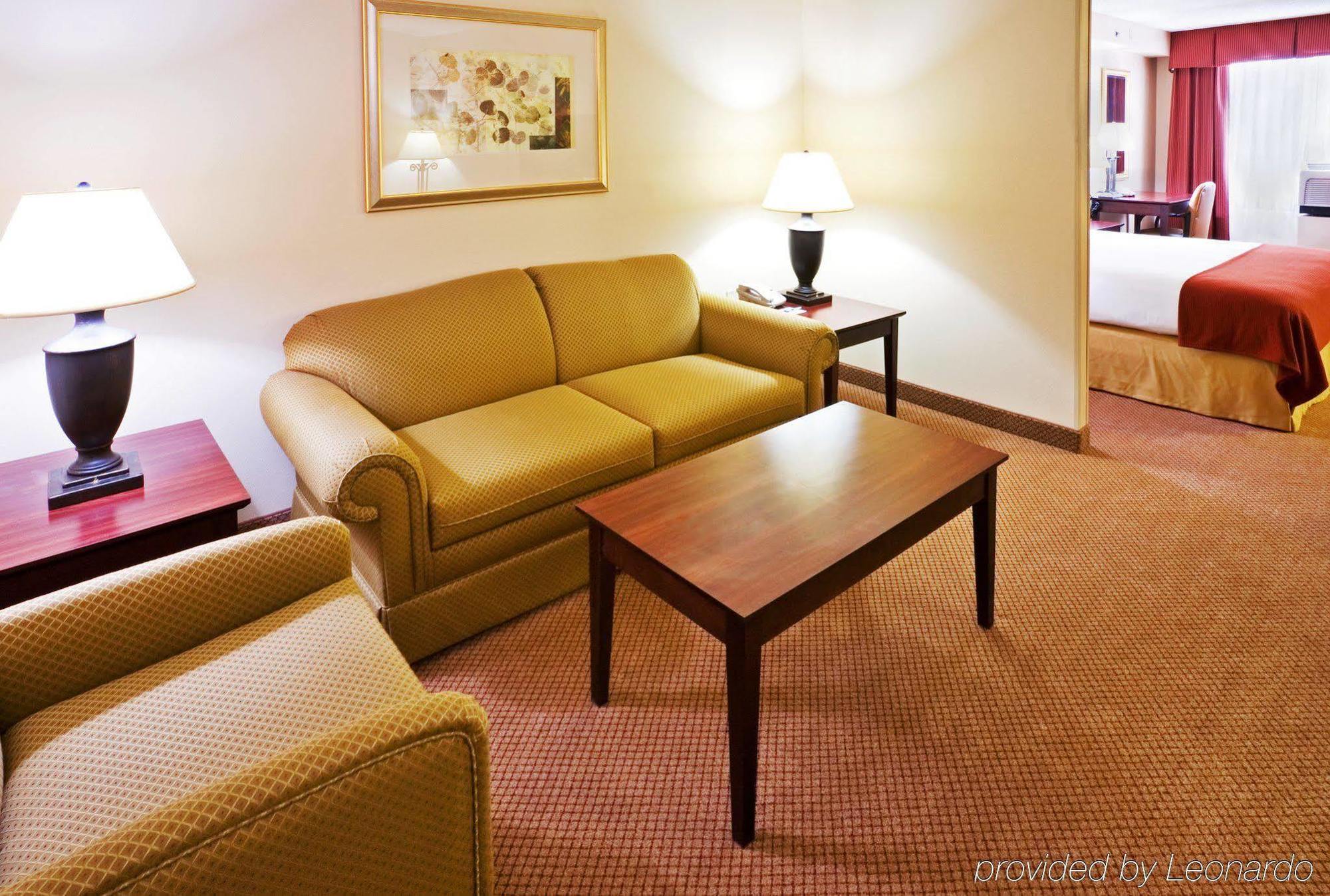 Holiday Inn Express & Suites Irving Conv Ctr - Las Colinas By Ihg Bilik gambar