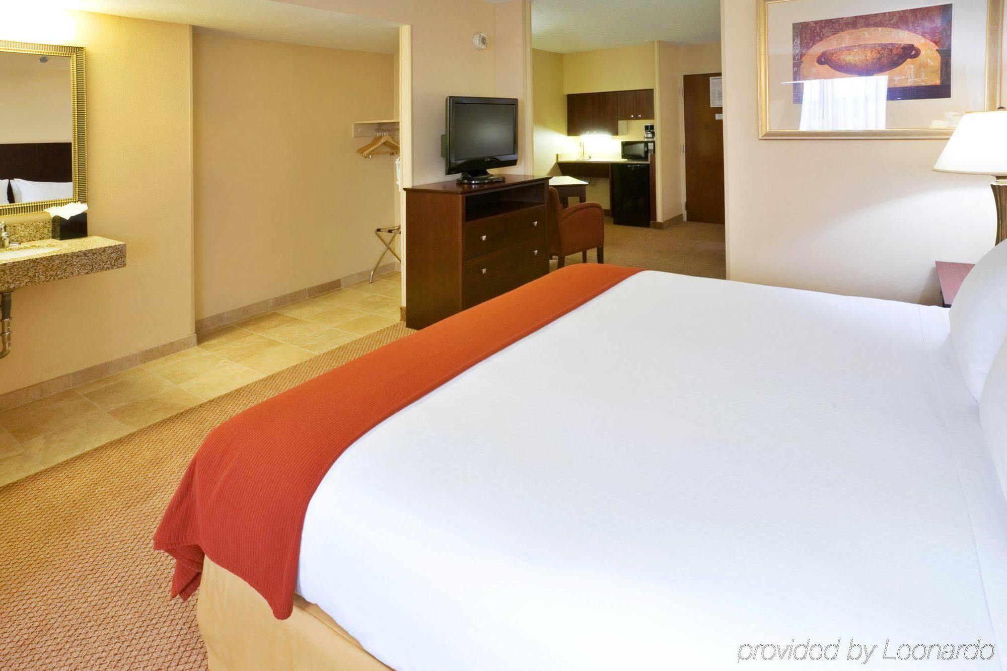 Holiday Inn Express & Suites Irving Conv Ctr - Las Colinas By Ihg Luaran gambar