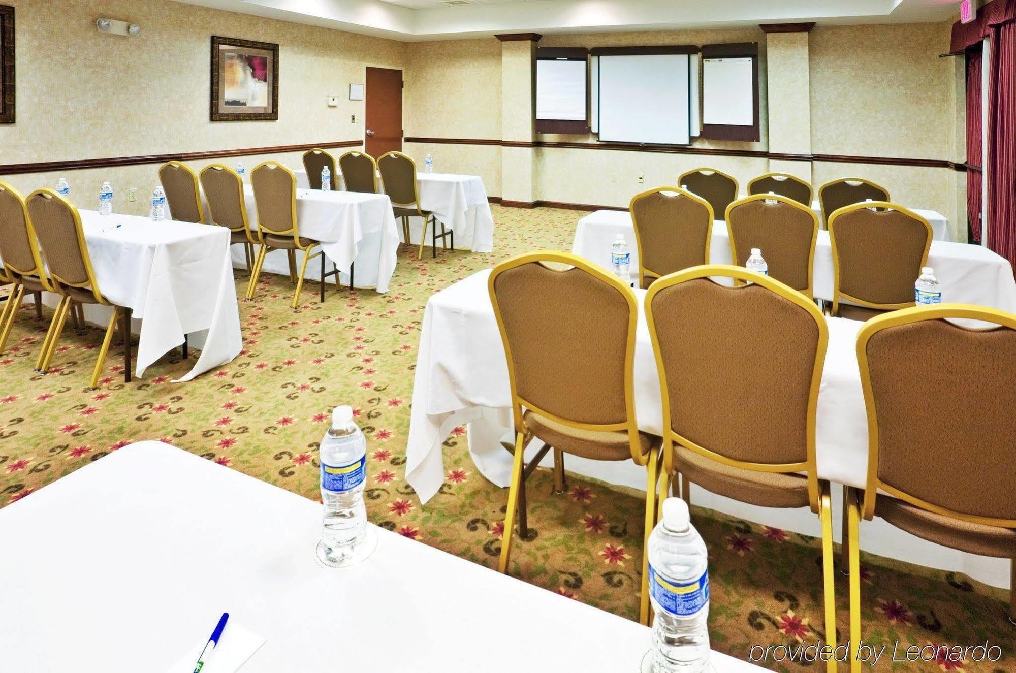 Holiday Inn Express & Suites Irving Conv Ctr - Las Colinas By Ihg Kemudahan gambar