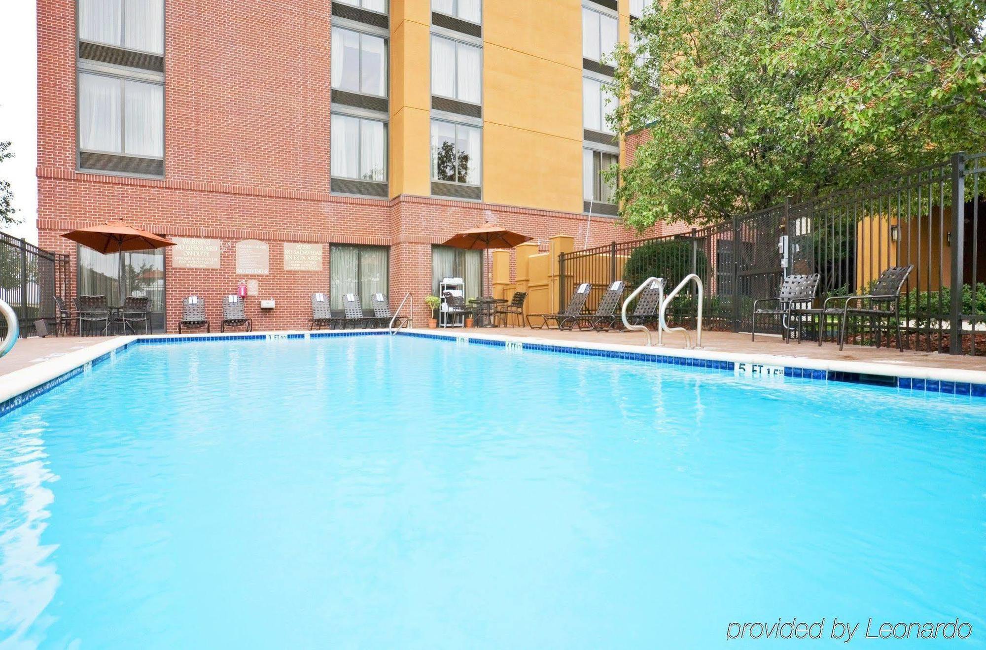 Holiday Inn Express & Suites Irving Conv Ctr - Las Colinas By Ihg Kemudahan gambar